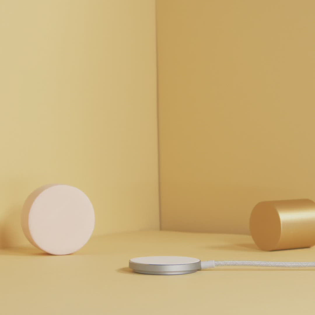 Snap Magnetic Wireless Charger