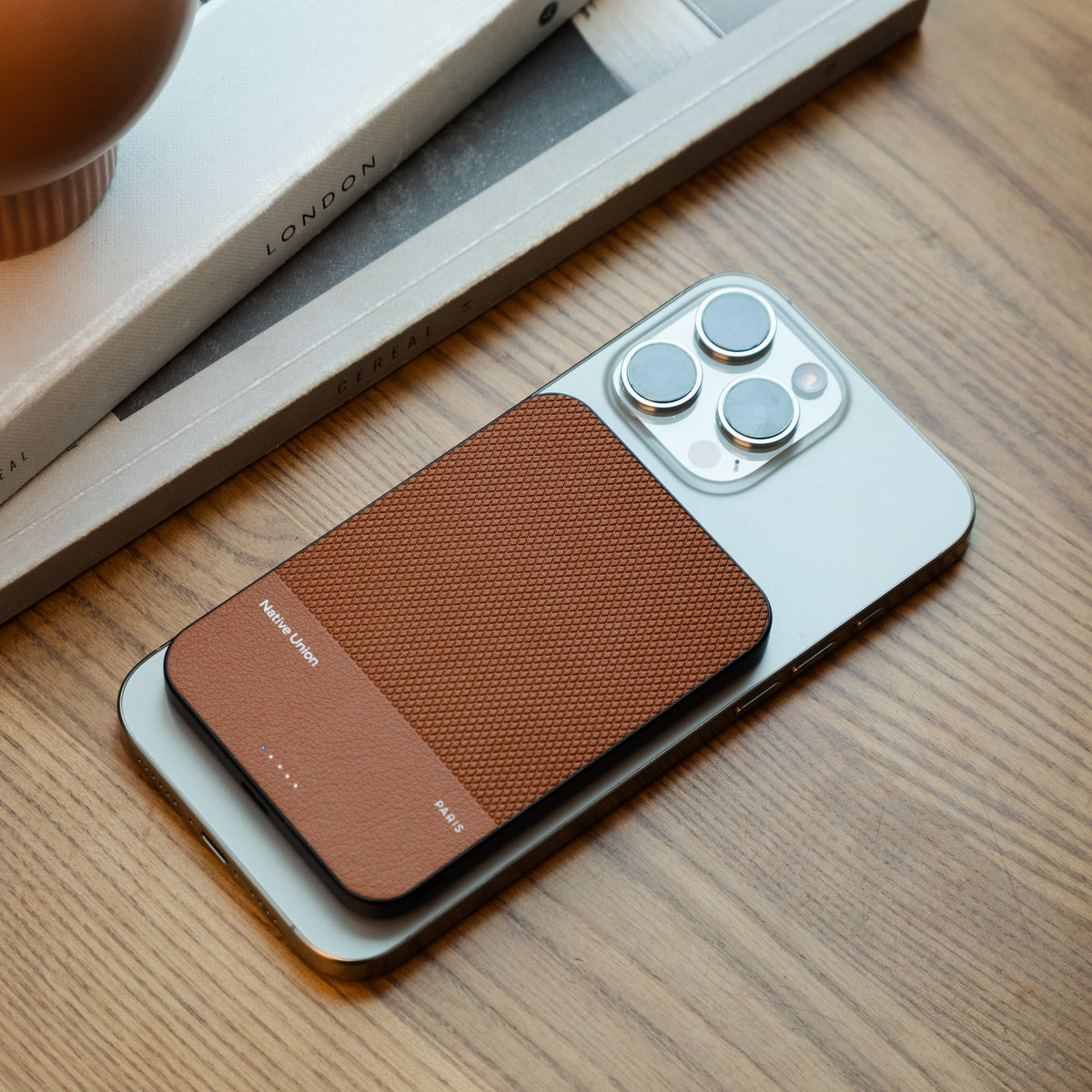 (Re)Classic Power Bank | Magnetic