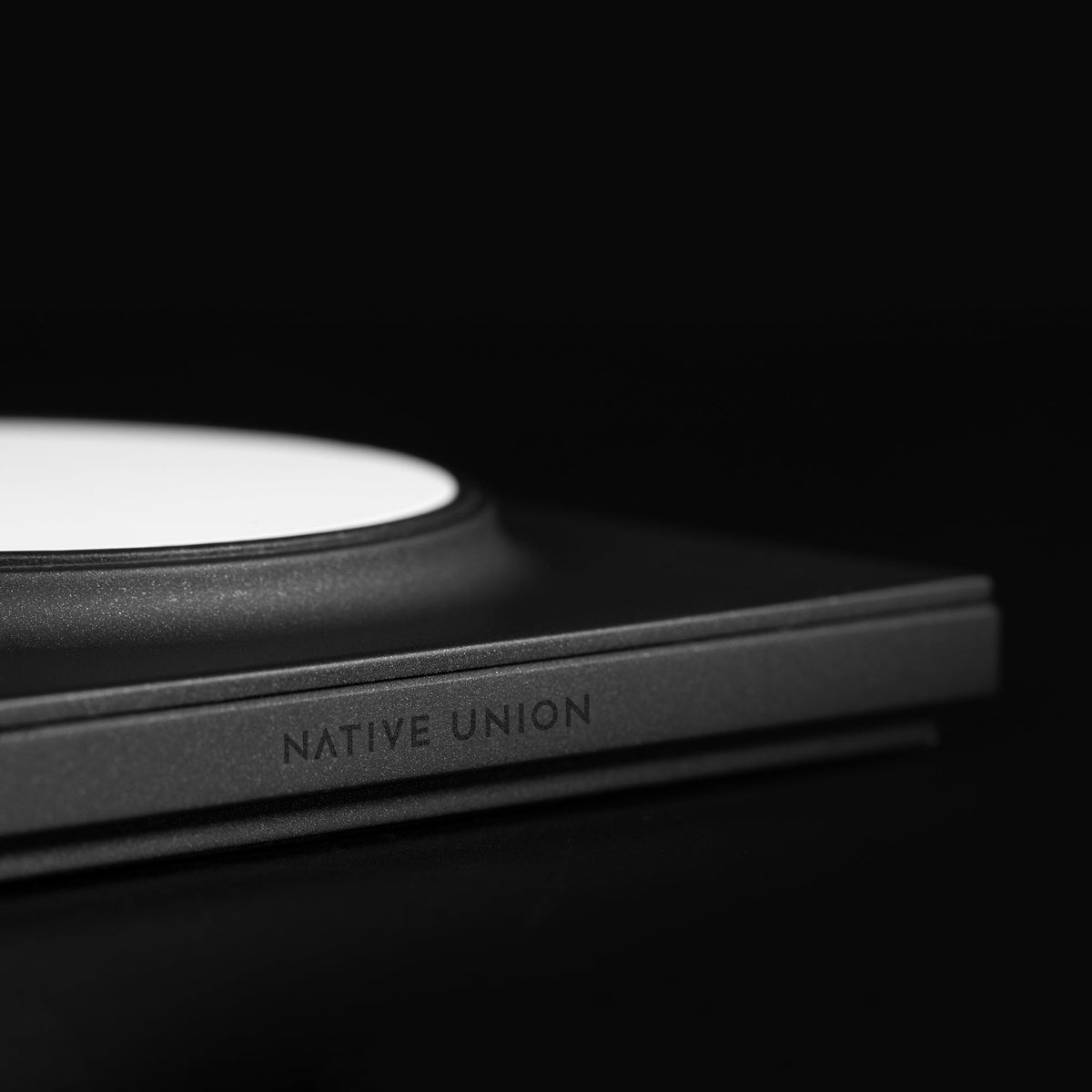 Drop Magnetic Wireless Charger